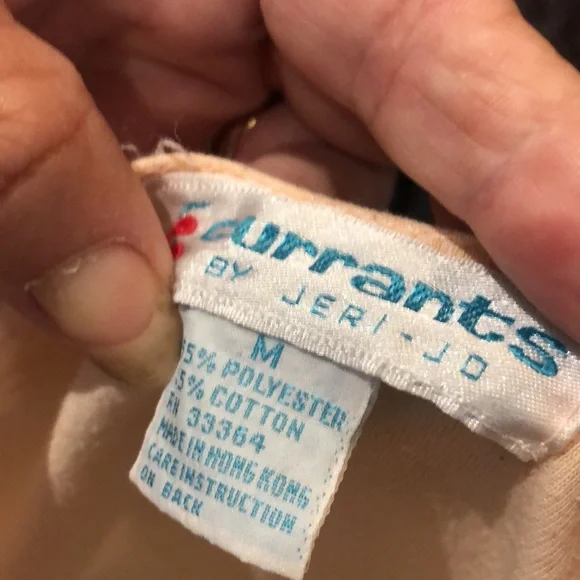 Shortie Top Mini Sleeves Pale Coral Fits Woman’s Small - Picture 6 of 6